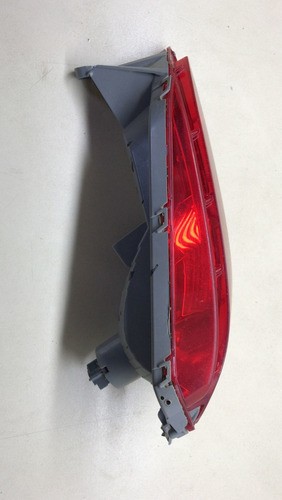 Lanterna Luz Neblina Yaris Sedan 18/19 W4447/w4448 C/detalhe