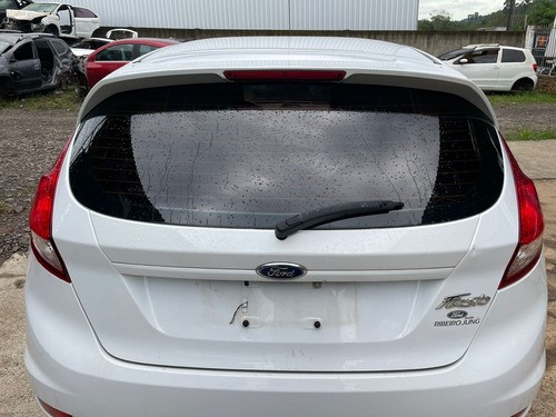 Tampa Porta Malas Ford Fiesta Hatch 2014 /sem Acessorios