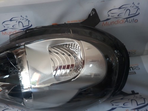 Farol Direito Punto Cromado 2013 A 2016 1842