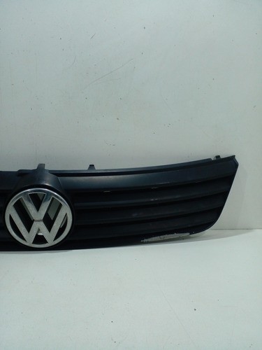 Grade Dianteira Volkswagen Passat Alemão 98 3b0853653c (vj)