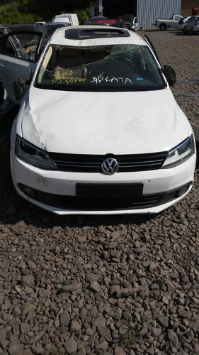 Sucata Volkswagen Jetta 2.0  Flex 2012 Rs Caí Peças