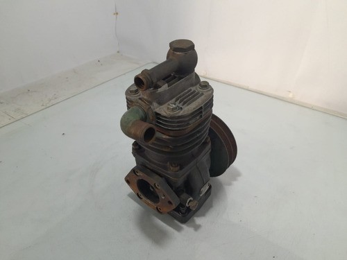 Compressor Do Ar Motor Mercedes 1618 1620 1113 1313 Knorr