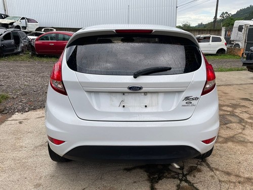 Tampa Porta Malas Ford Fiesta Hatch 2014 /sem Acessorios