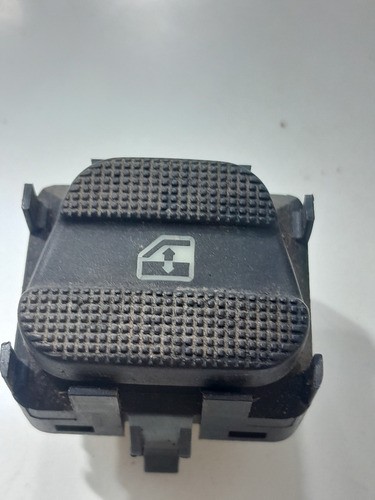 Botao Vidro Eletrico Diant.direito Volkswagen 94/98 (vj) E95