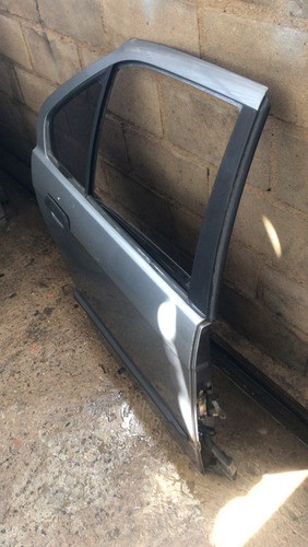 Porta Traseira Direita Bmw 320i 325 90/95 Usado