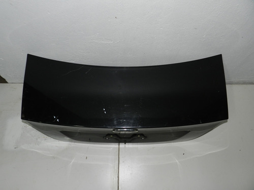 Tampa Traseira Porta-malas Ford Focus Sedan 09/13 Detalhe