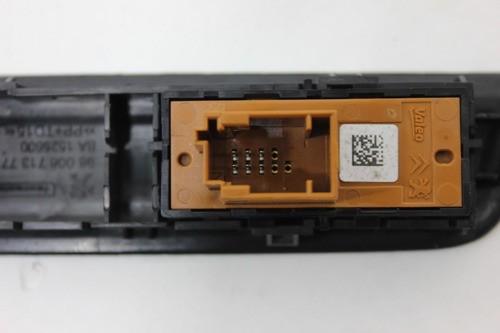 Botão On/off Sensor Estacionamento Peugeot 2008 Griffe 15/2