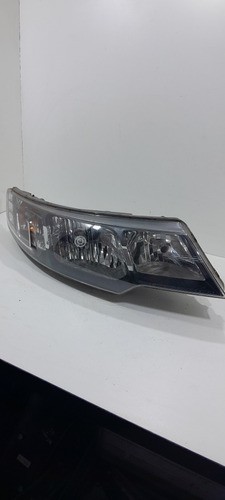 Farol L.d Kia Cerato Xe 2011 Com Detalhe (vj)