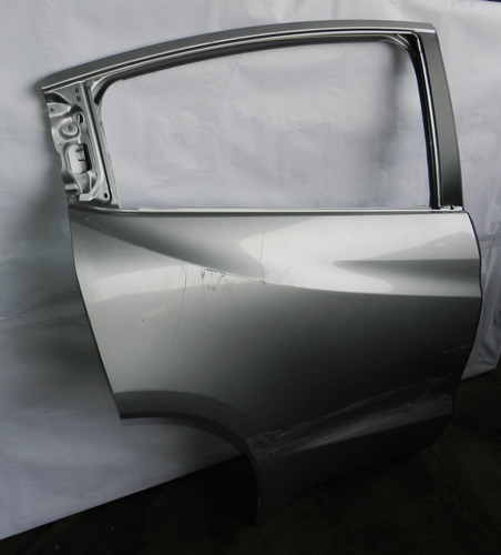 Porta Traseira Direita Honda Hrv 2015 A 2020 Com Detalhe