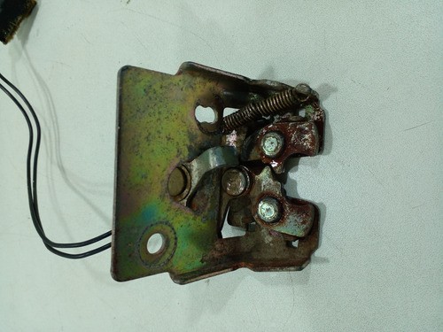 Fechadura Interna Porta Malas Fiat Uno 1995 (m)