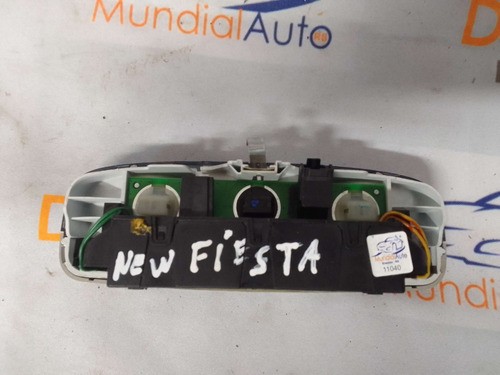 Lanterna Luz De Teto Cortesia Ford New Fiesta  11040