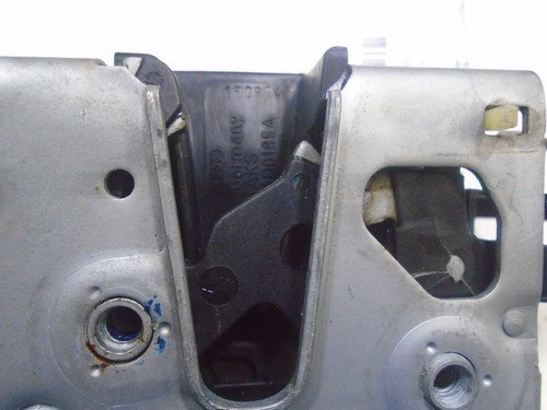 Fechadura Porta Traseira Esquerda Audi A3 T 2005 A Ar