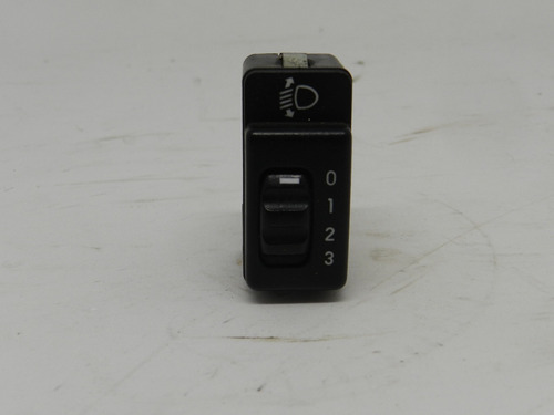 Botão Regulagem Farol Milha Gm Corsa 1996 A 2004 90270514
