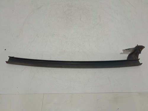 Canaleta Vidro Porta Dianteira Esquerda Hilux Sr5 1995/2004