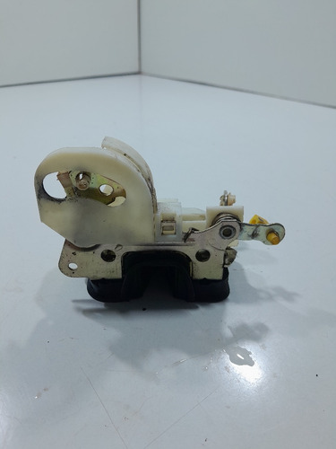 Fechadura Porta Diant.direita Gm Corsa 94/01 (vj) E132