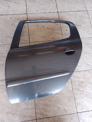 Porta Traseira L.e Peugeot 206 / 207 2001/2014  C/nf C/detal