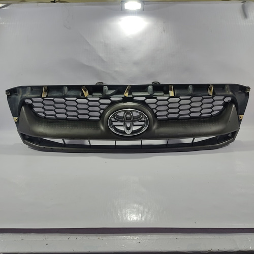 Grade Dianteira Toyota Hilux 2009/2011 14646