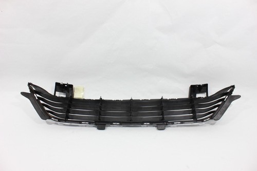 Grade Central Para-choque Diant Hilux Sw4 16/20 Us (627)