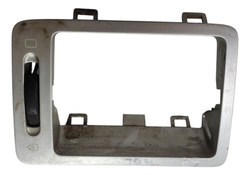 Moldura Difusor De Ar Esquerdo Peugeot 307/ 2005 (al)