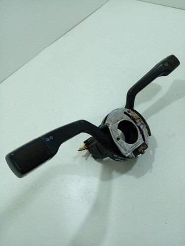 Chave Luz Seta Vw Santana 2000 6815202b0 (m)