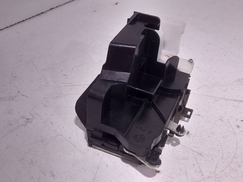 Fechadura Porta Traseira Direita  Fiat Doblo Adv 1.8 