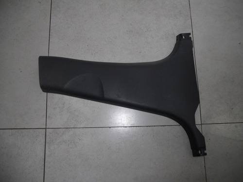 Acabamento Inferior Coluna Direita Nissan March 2015 A 2019