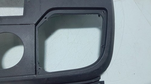 Moldura Painel Central Renault Master 2.3 14/21 682600025r