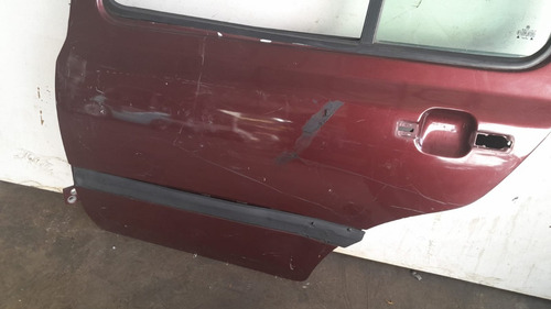 Porta Traseira Esquerda Bordô Vw Golf 1995 A 1998 C/ Detalhe