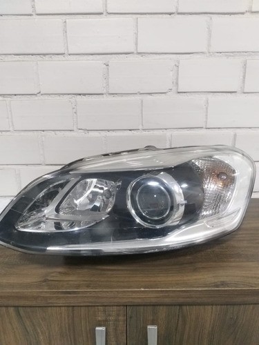 Farol Lado Esquerdo Da Volvo Xc60 