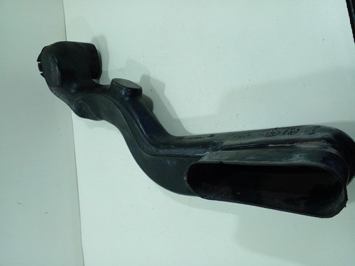 Duto De Ar Ford Fiesta 96/99 F9a675 (m)