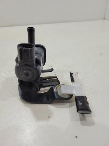 Valvula Canister Toyota Etios 1.3 1.5 2013/18 90910tc002 (r)