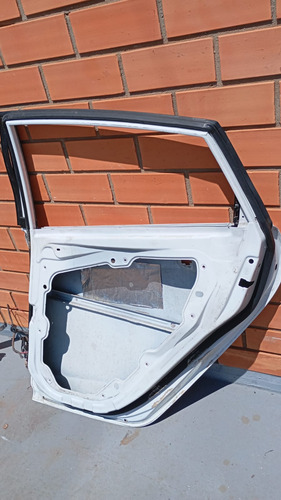 Porta Ford New Fiesta  Tras Direita Hatch 2013/..  25652