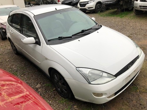 Sucata Ford Focus 1.8 Gasolina 2001 Rs Caí Peças 