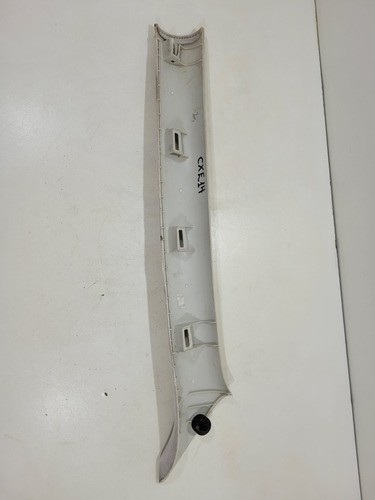 Moldura Coluna Parabrisa L.e Vw Golf 99/05 (r)