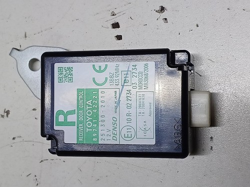 Módulo Controle Da Porta Toyota Rav4 2010 Original 