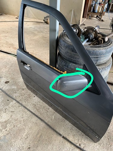 Porta Dianteira Direita Bmw 325i Ano 93 C/ Detalhe Usado