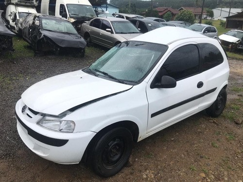 Sucata Chevrolet Celta 1.0 Gasolina 2002 Rs Caí Peças