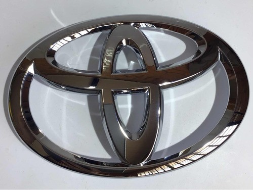 Emblema Grade Central Toyota Yaris 18/22  21996*