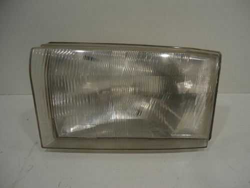 Farol F-250 F-350 F-4000 99/05 Le Com Detalhe No Cromo E Na 