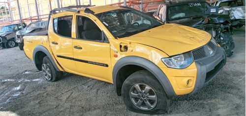 Sucata L200 Triton Savana 3.2 2015 Manual 4x4 - Rs Campo Bom