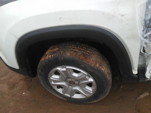 Acabamento Para-lama Dianteiro Esquerdo Fiat Toro 1.8 2019