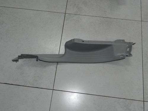 Soleira Traseira Esquerda Renault Scenic 99/06 7702280104