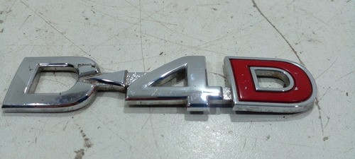 Emblema Porta Toyota Hilux 2005/15 754280k020 (r)