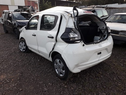 Sucata Fiat Mobi 1.0 Flex 75cvs 2017 Rs Caí Peças