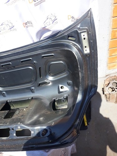 Tampa Traseira Fiat Linea 2009/2013 Original  1760