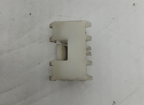 Grampo Pingadeira Peugeot 307 2002 A 2012