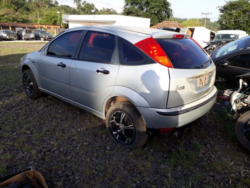 Sucata Ford Focus 1.6 Gasolina 2005 Rs Caí Peças