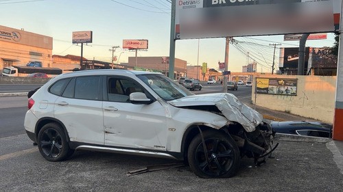 Sucata Bmw X1 2.0 Turbo N20 2014 Retirada Peças Automática