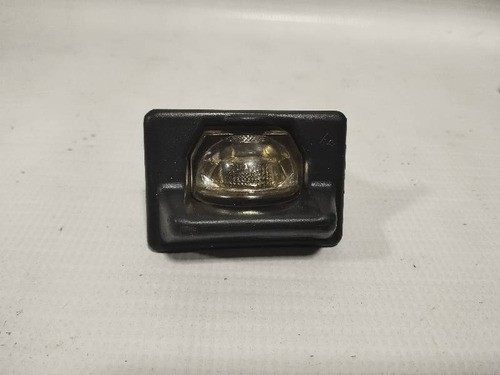 Luz De Placa Traseira Fiat Uno Mille Smar  2001 Original