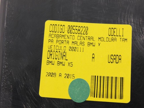 Acabamento Central Moldura Tampa Porta Malas Bmw X5 09/15 Us